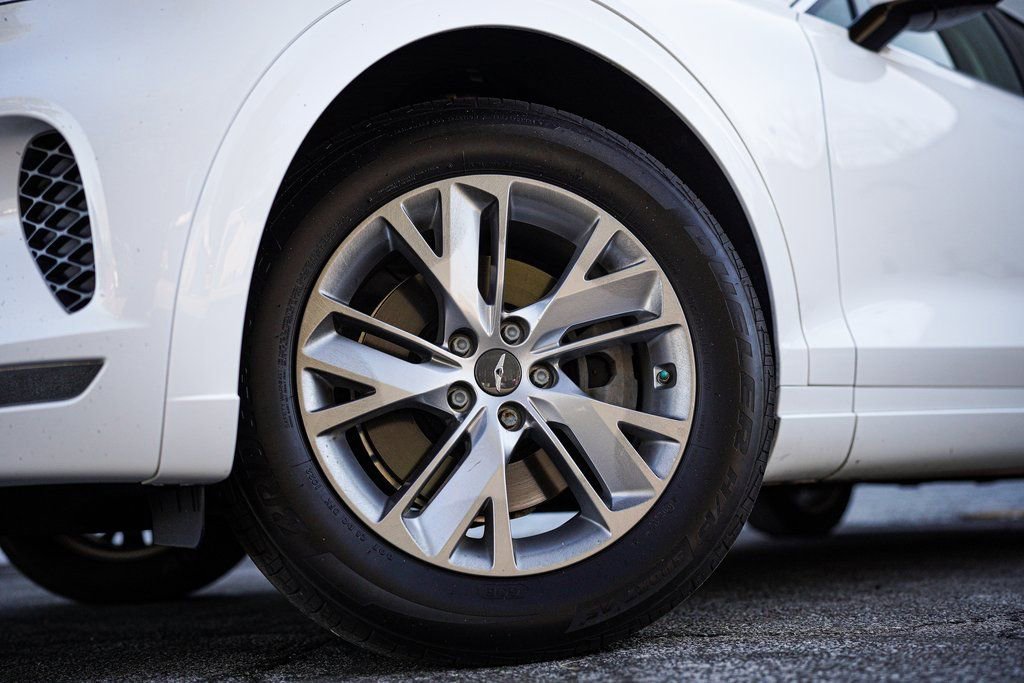 Used 2023 Genesis GV70 2.5T Select image 19