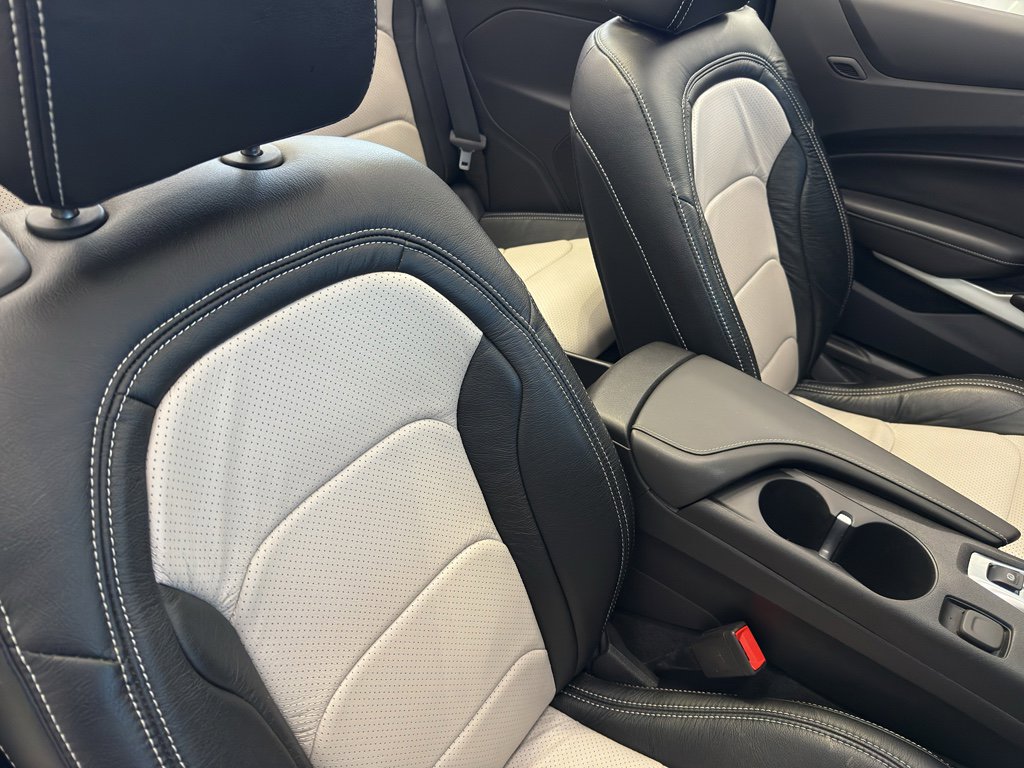 Used 2024 Chevrolet Camaro LT w/ RS Package image 24