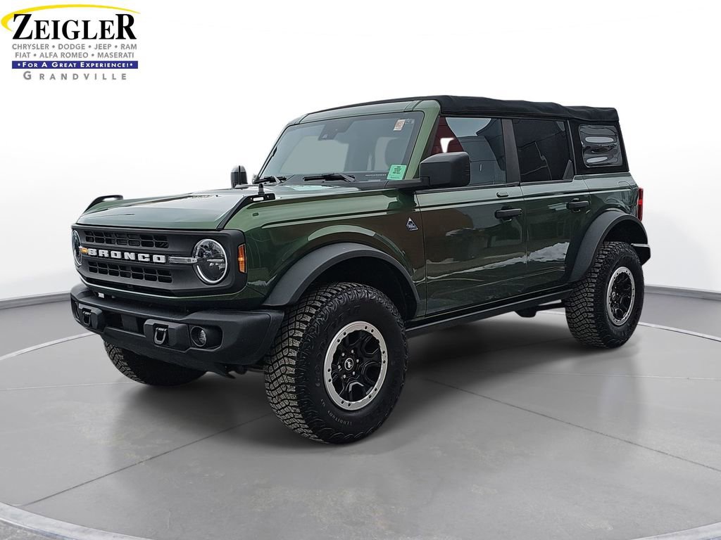 Used 2022 Ford Bronco Black Diamond w/ Sasquatch Package image 1