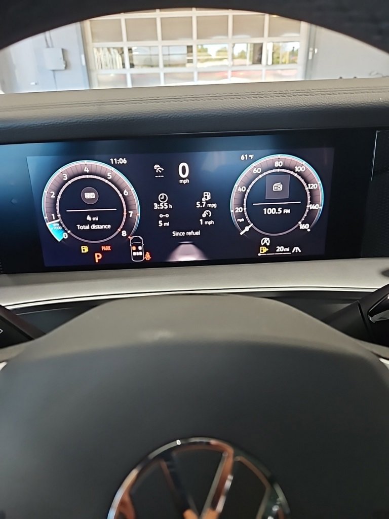 New 2026 Volkswagen Tiguan SE R-Line image 34