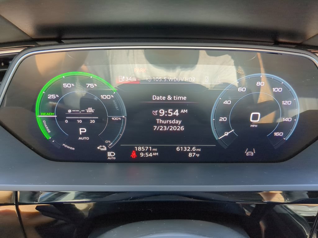 Used 2024 Audi Q8 e-tron Prestige w/ Prestige Package AWD/4WD image 34