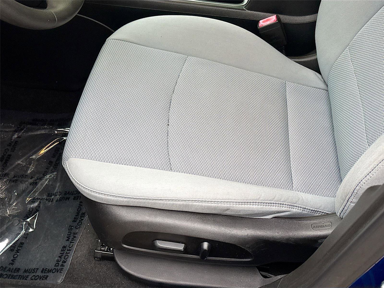Used 2019 Chevrolet Cruze LT w/ Convenience Package FWD image 19
