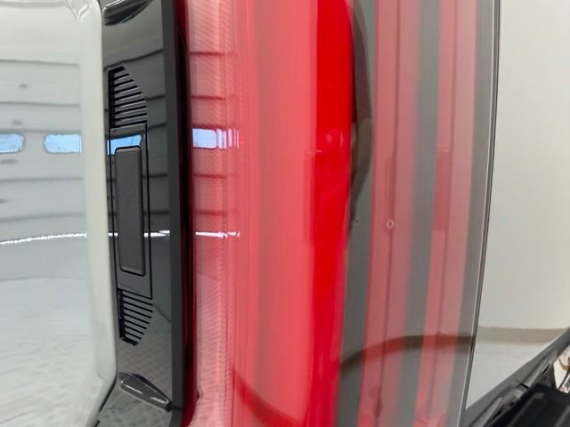 New 2026 Toyota Tundra Limited AWD/4WD image 29