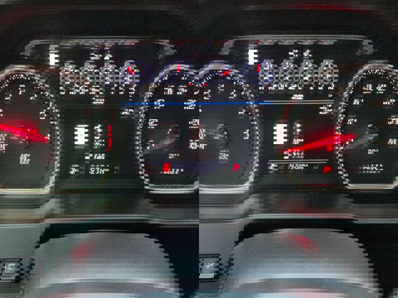 Used 2020 Chevrolet Silverado 1500 LTZ w/ LTZ Premium Package image 13