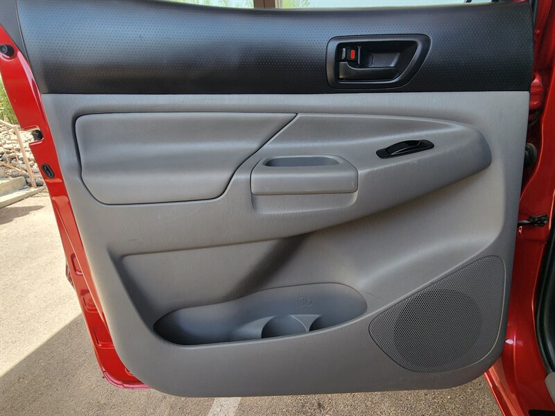 Used 2015 Toyota Tacoma PreRunner w/ TRD Sport Package RWD image 63
