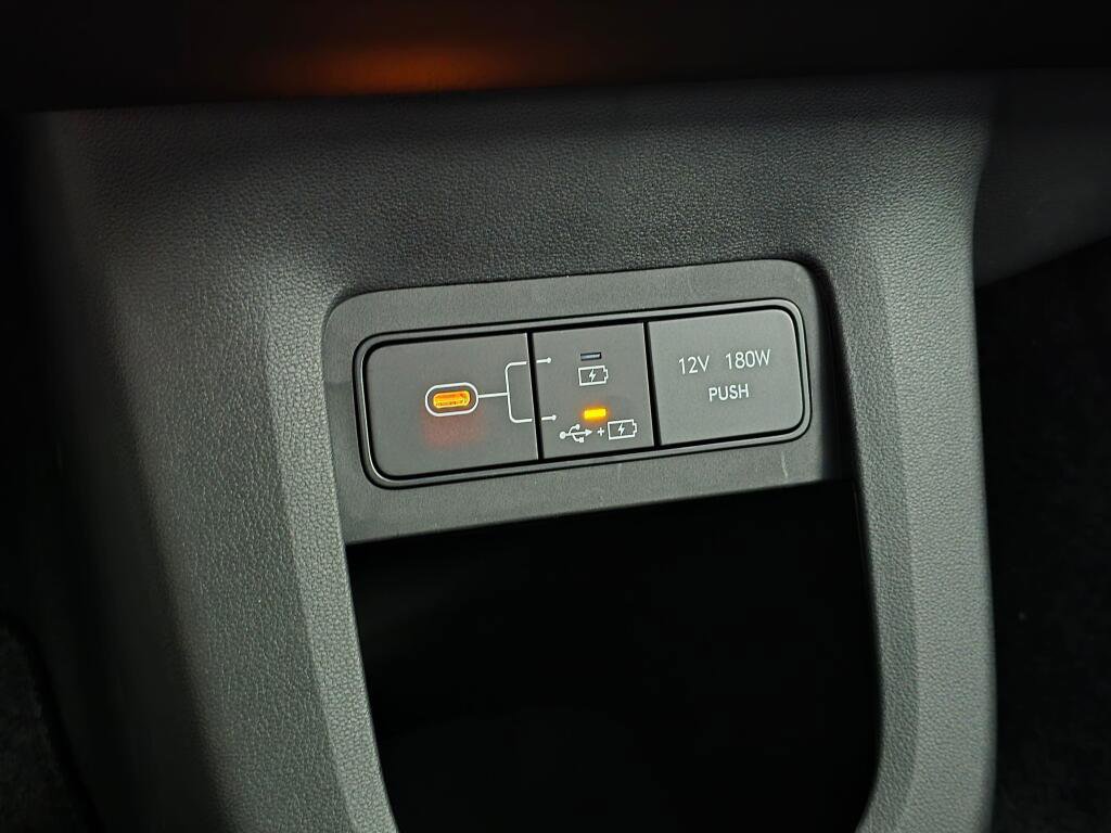 New 2025 Hyundai Ioniq 5 SEL image 28