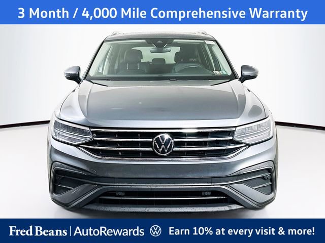 Used 2022 Volkswagen Tiguan SE w/ Panoramic Sunroof Package AWD/4WD image 2