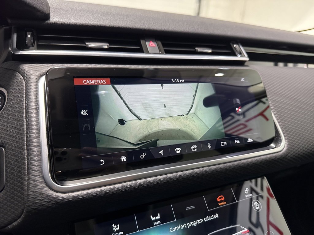 Used 2019 Land Rover Range Rover Velar S image 24