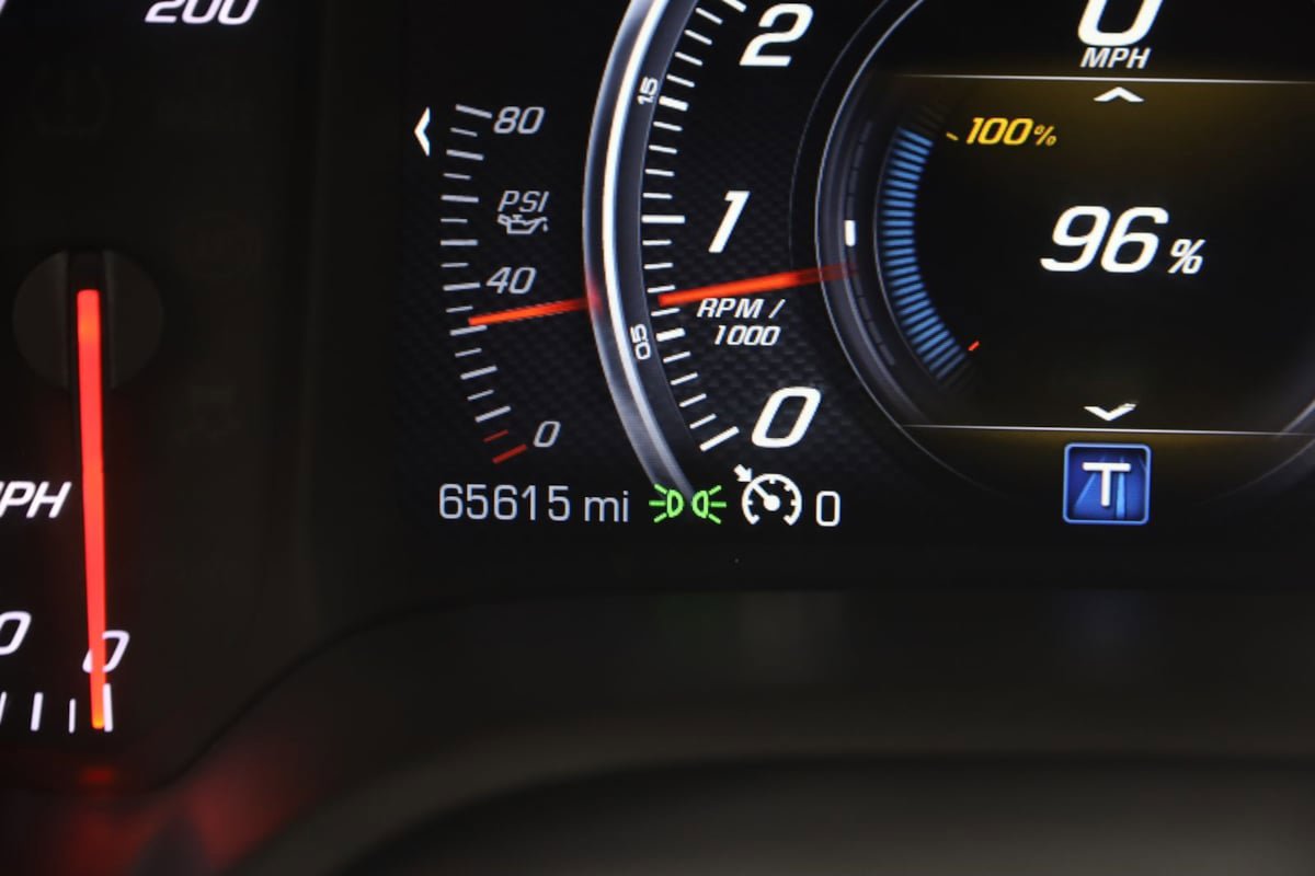 Used 2016 Chevrolet Corvette Stingray Coupe w/ 2LT Preferred Equipment Group RWD image 47