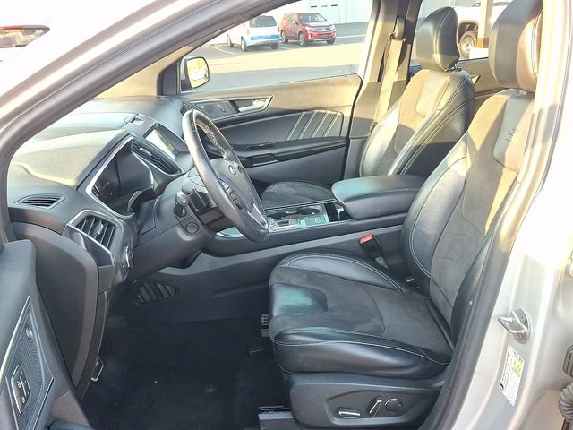 Used 2019 Ford Edge ST image 10