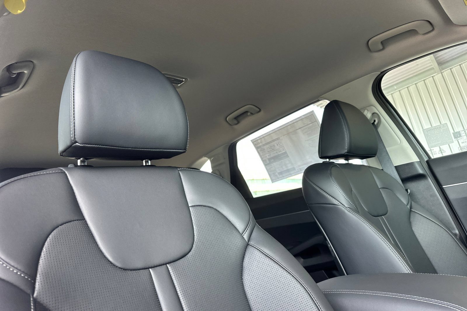 New 2026 Kia Sorento EX AWD/4WD image 18