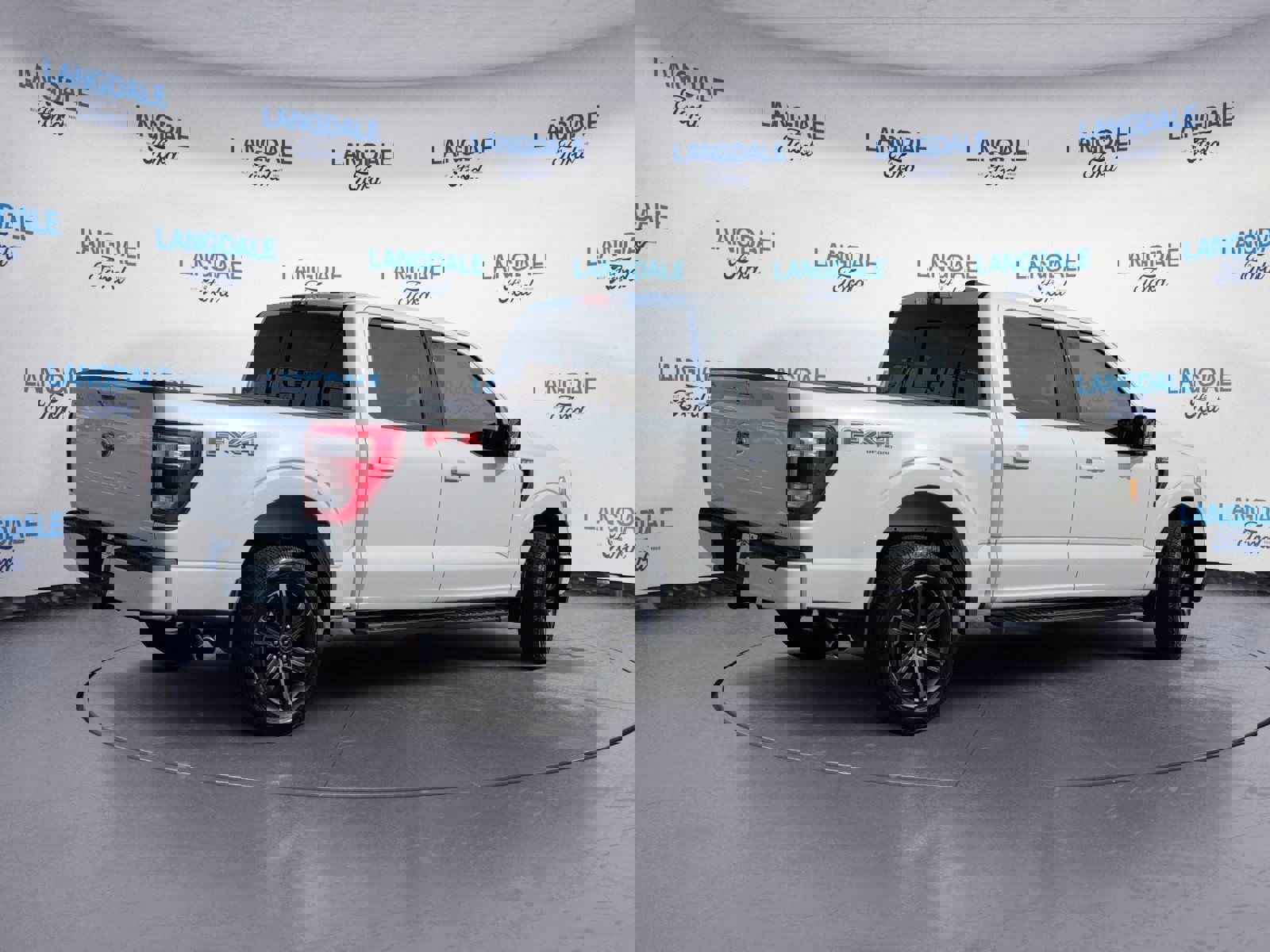 Used 2022 Ford F150 Lariat image 4