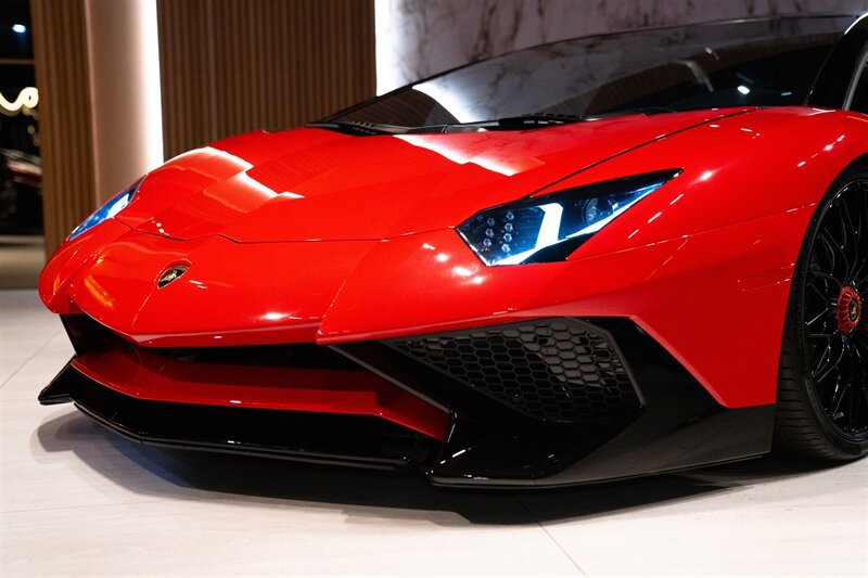 Used 2017 Lamborghini Aventador LP 750-4 Superveloce AWD/4WD image 13