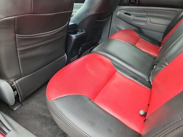 Used 2012 Toyota Tacoma 4x4 Double Cab w/ TRD Sport Pkg image 8
