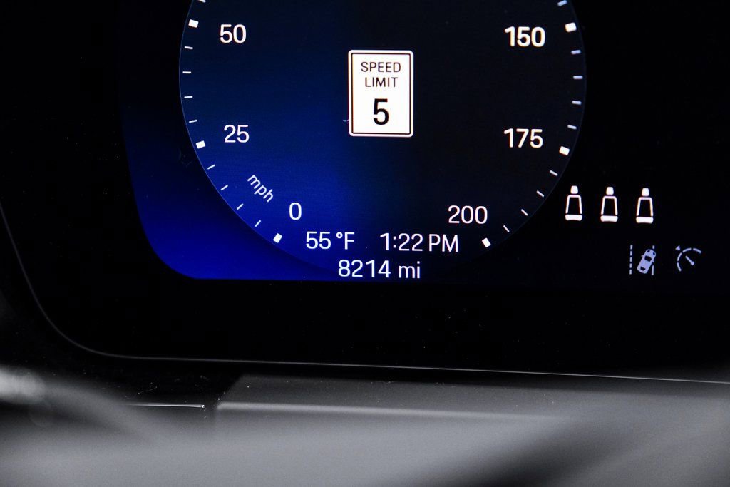 Used 2024 Porsche Macan 4 Electric image 26