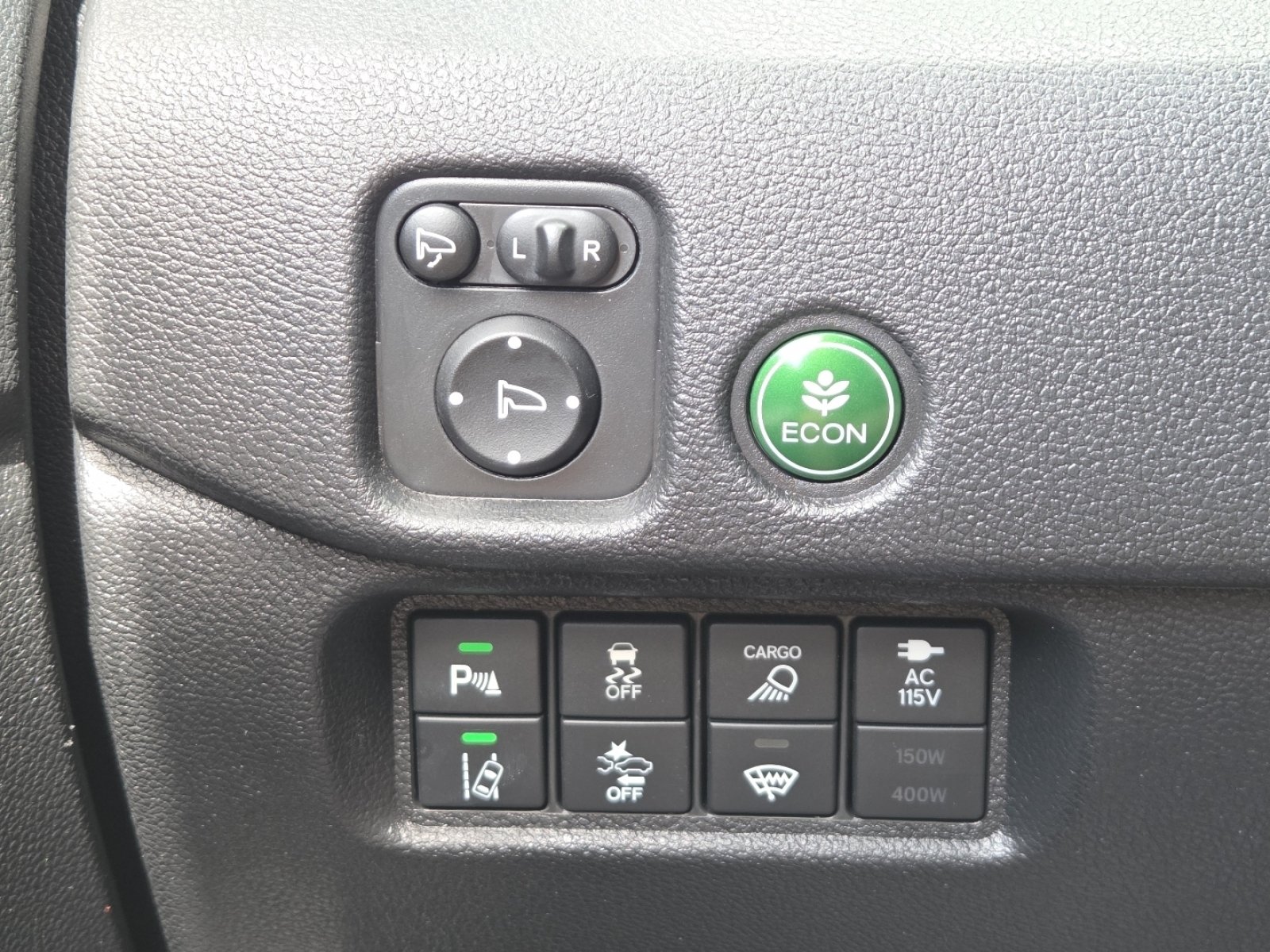 Used 2025 Honda Ridgeline Black Edition image 32