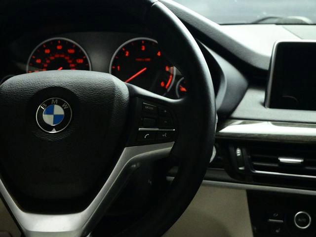 Used 2015 BMW X5 xDrive35d image 42