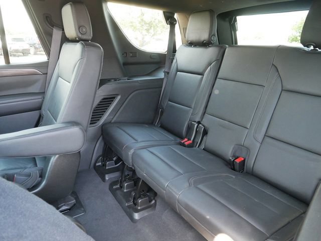 Used 2021 Chevrolet Tahoe Z71 w/ Z71 Signature Package AWD/4WD image 18