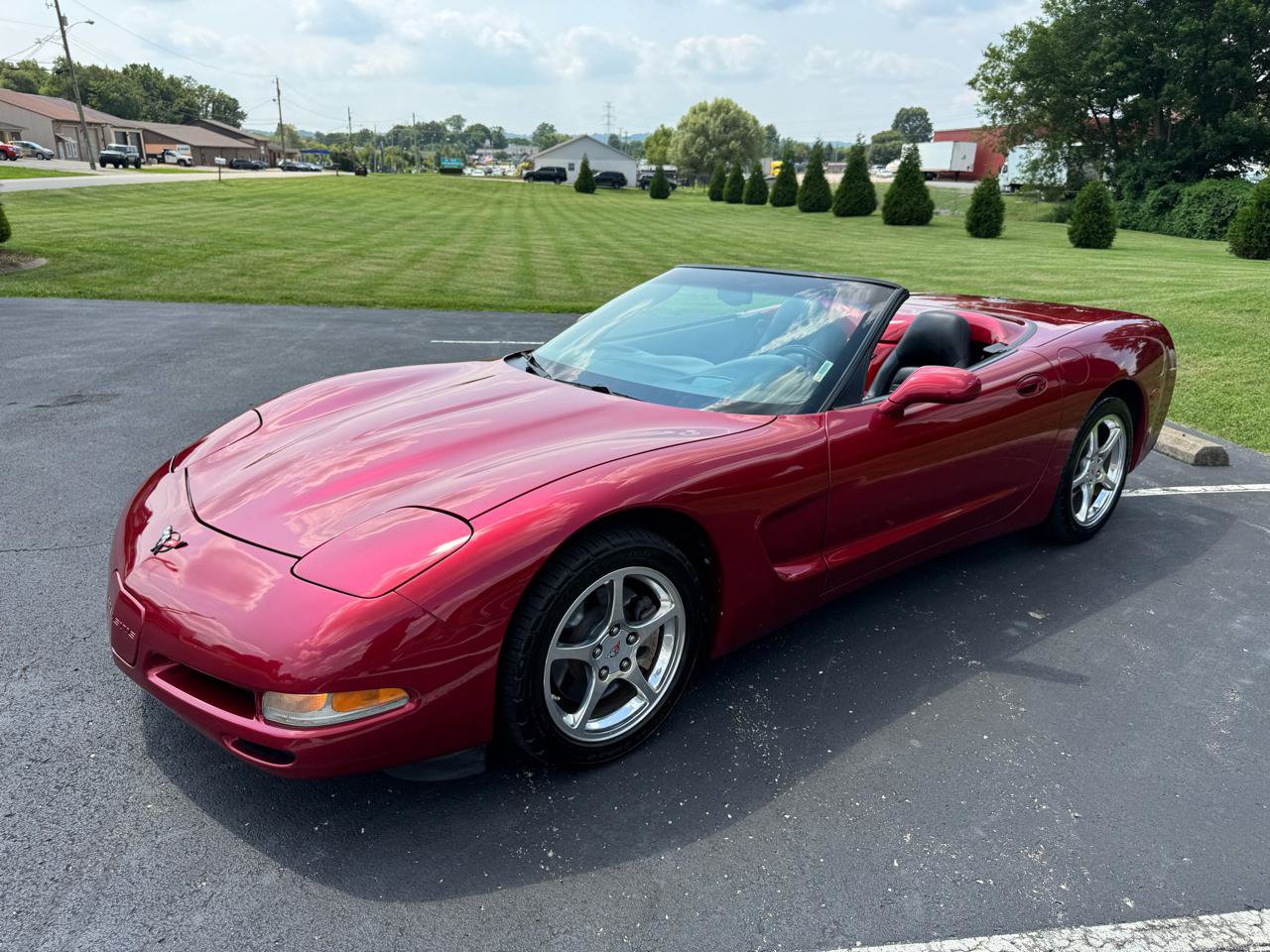 Used 2004 Chevrolet Corvette Convertible w/ Preferred Equipment Group RWD image 3