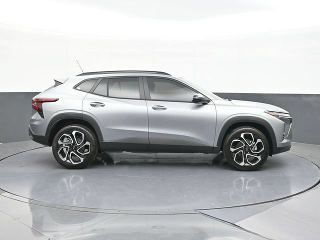 New 2026 Chevrolet Trax RS w/ Driver Confidence Package FWD image 12