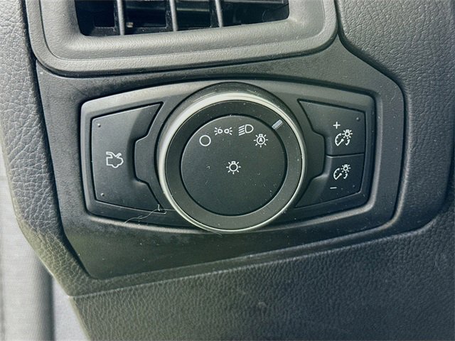 Used 2018 Ford Focus SE image 10