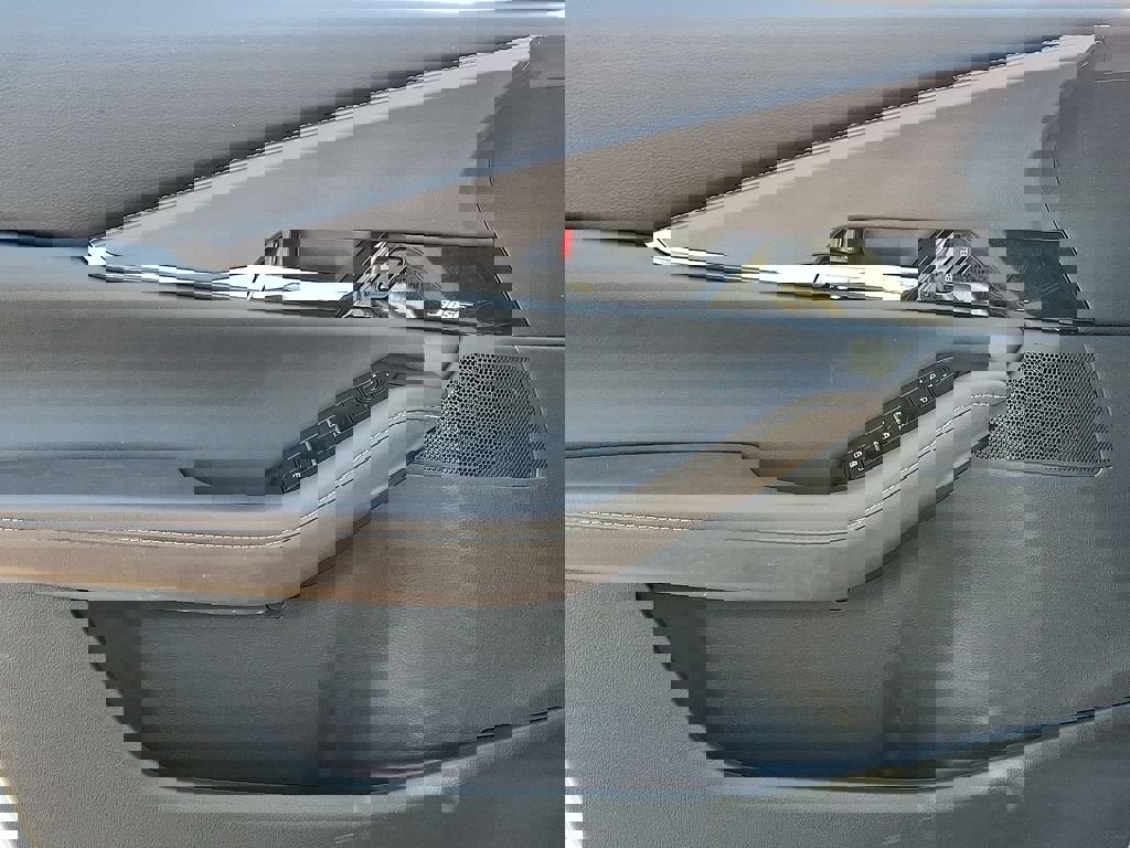 Used 2023 MAZDA CX-30 2.5 Turbo w/ Premium Package image 13