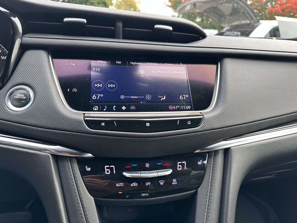 Used 2020 Cadillac XT5 Premium Luxury w/ LPO, Floor Liner Package FWD image 15