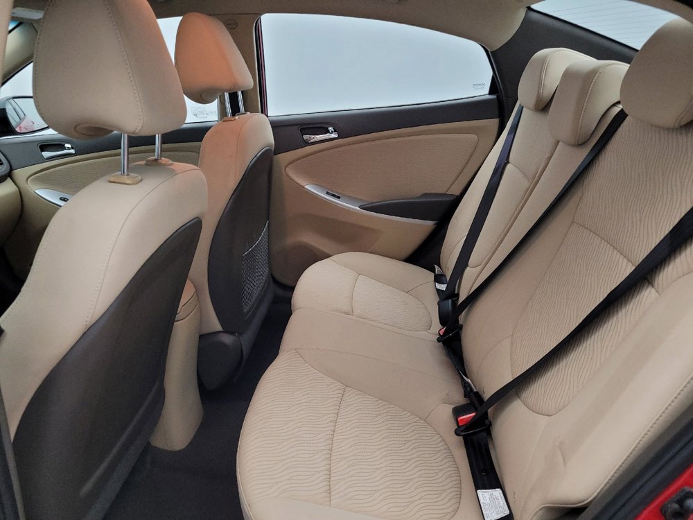 Used 2014 Hyundai Accent GLS w/ Option Group 2 FWD image 18