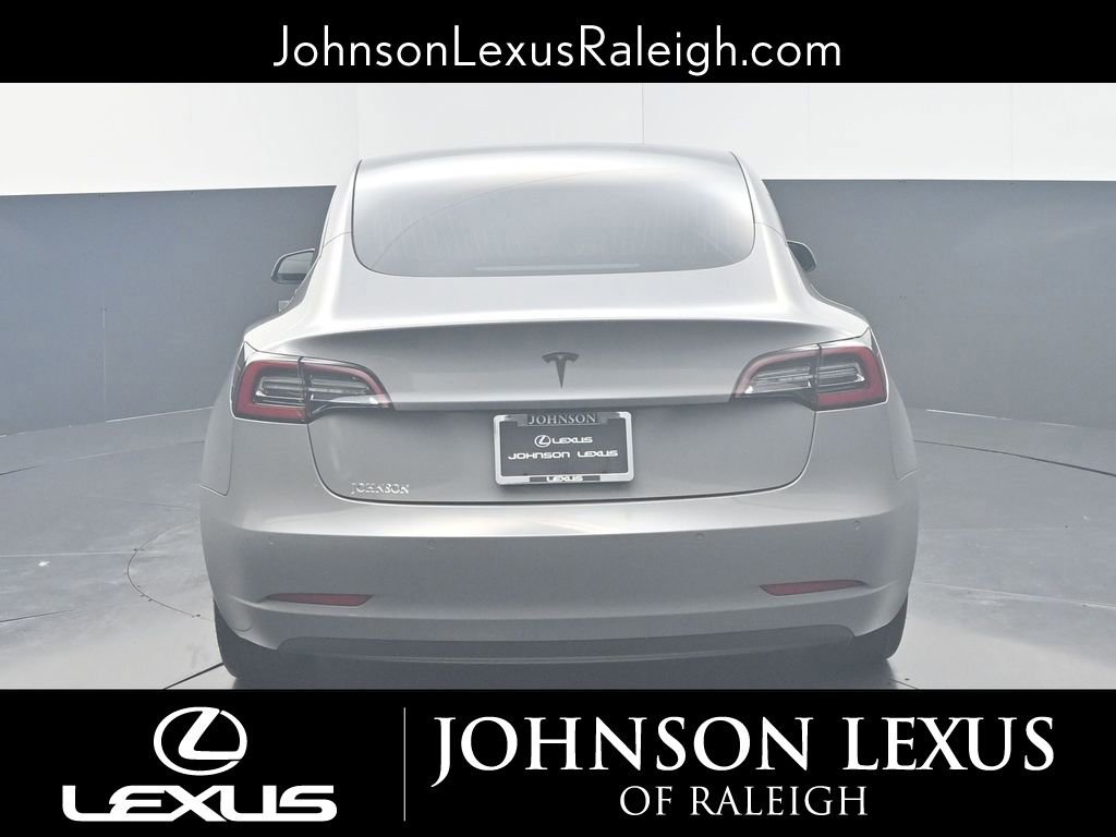 Used 2020 Tesla Model 3 Standard Range Plus image 8