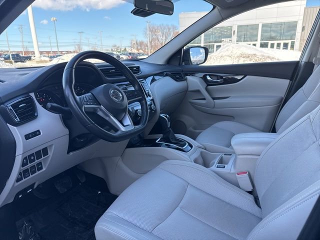 Used 2022 Nissan Rogue Sport SL image 14