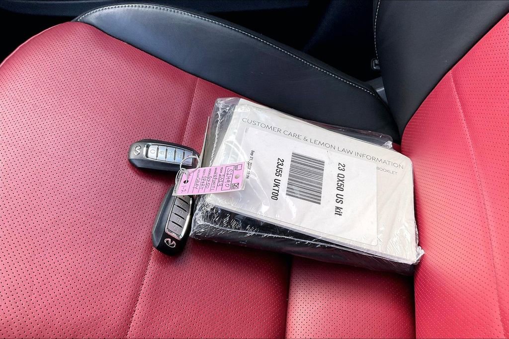 Used 2023 INFINITI QX50 Sport w/ Cargo Package image 10