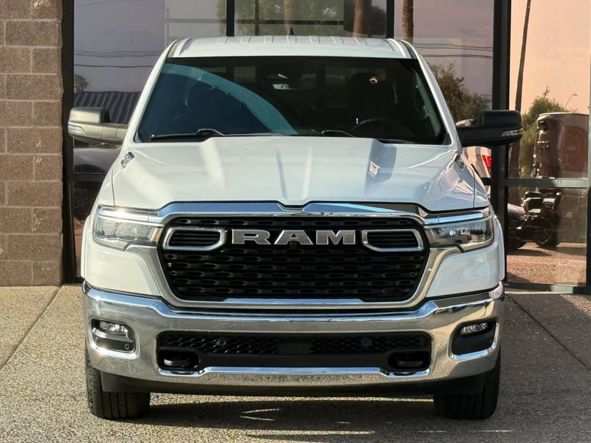 Used 2025 RAM 1500 Big Horn AWD/4WD image 19