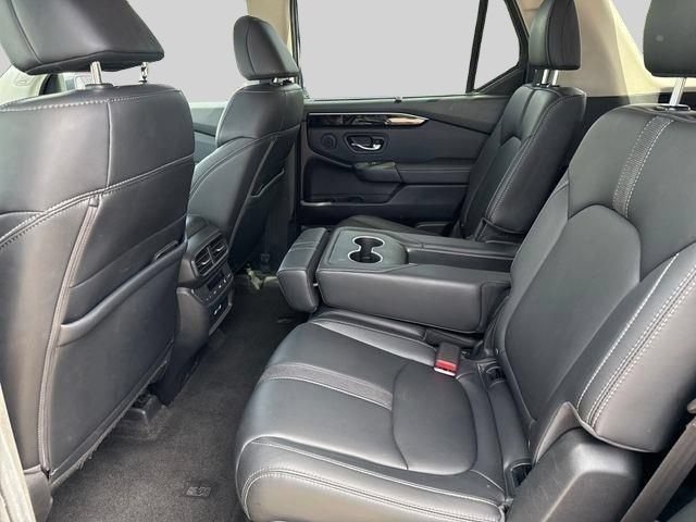 Certified 2023 Honda Pilot Touring image 16