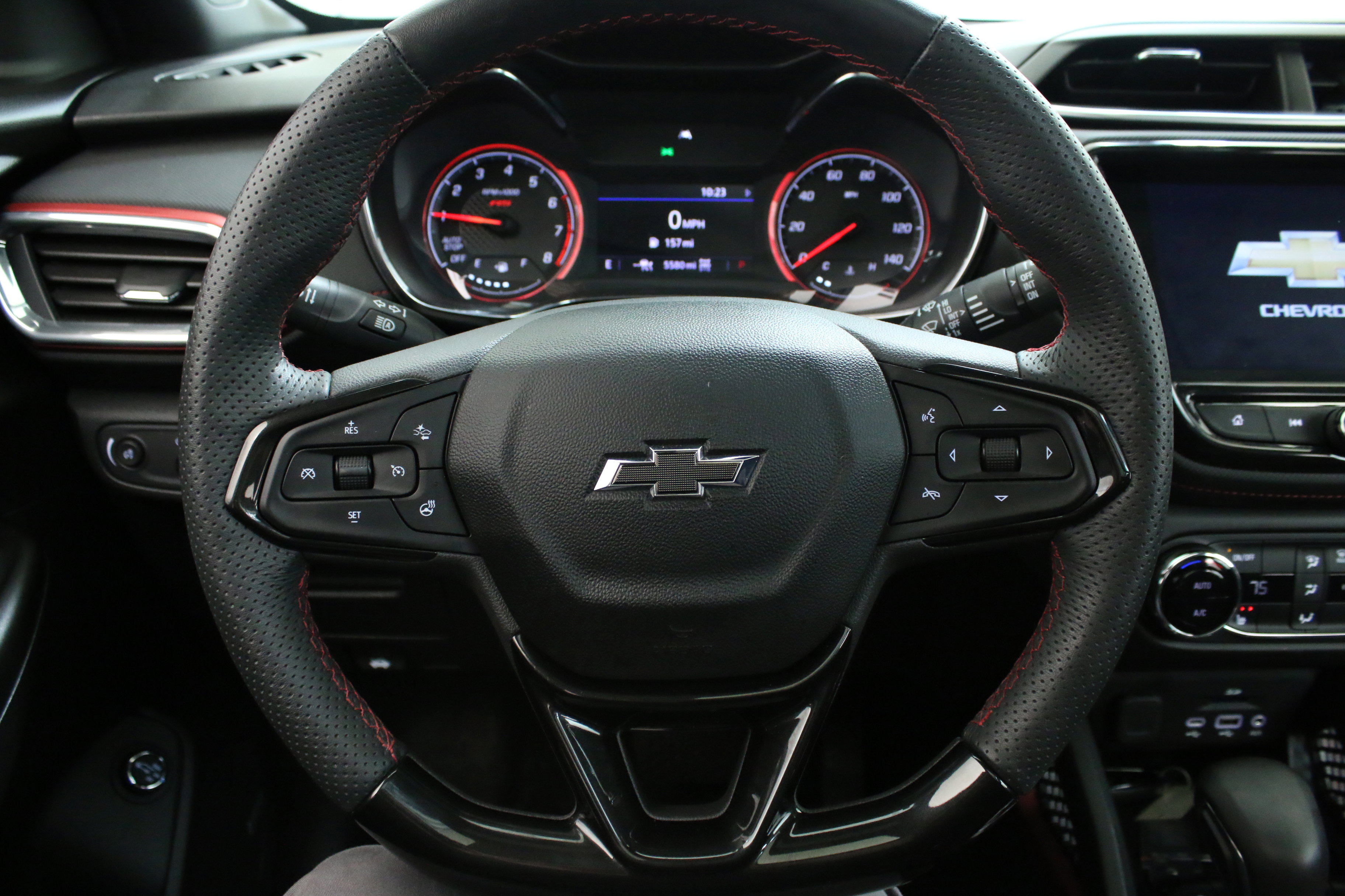 Used 2023 Chevrolet TrailBlazer RS w/ Sun and Liftgate Package image 14