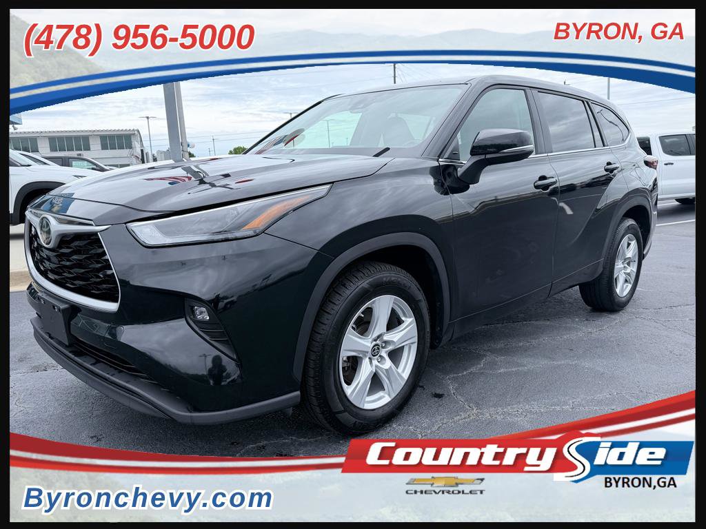 Used 2025 Toyota Highlander LE