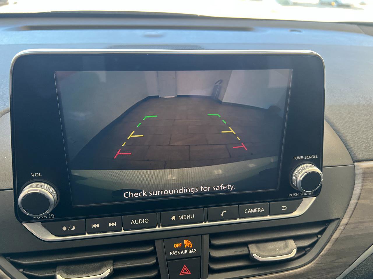 Used 2025 Nissan Altima 2.5 SV image 46