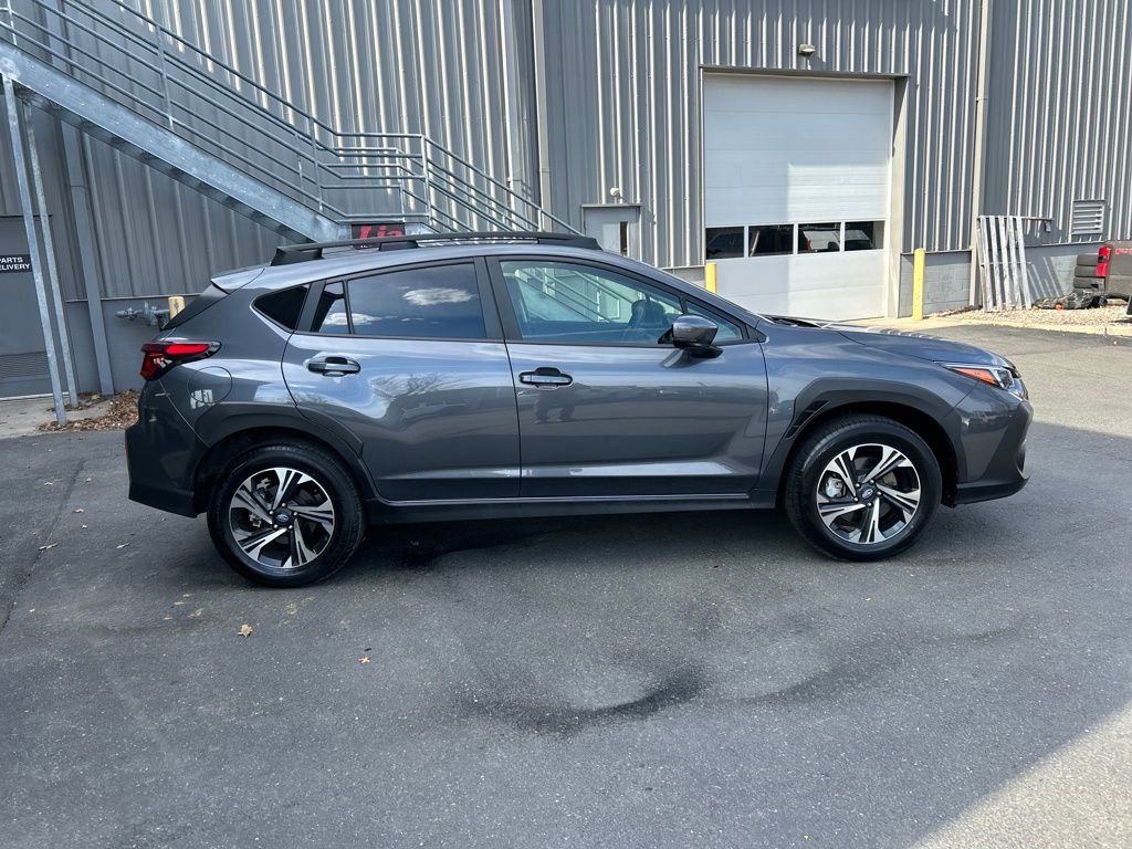Used 2024 Subaru Crosstrek 2.0i Premium AWD/4WD video 2