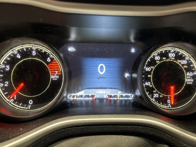 Used 2017 Jeep Cherokee Limited image 12