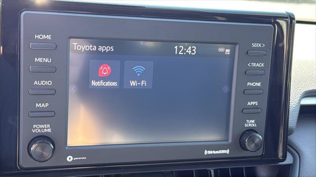 Certified 2022 Toyota RAV4 LE AWD/4WD image 21