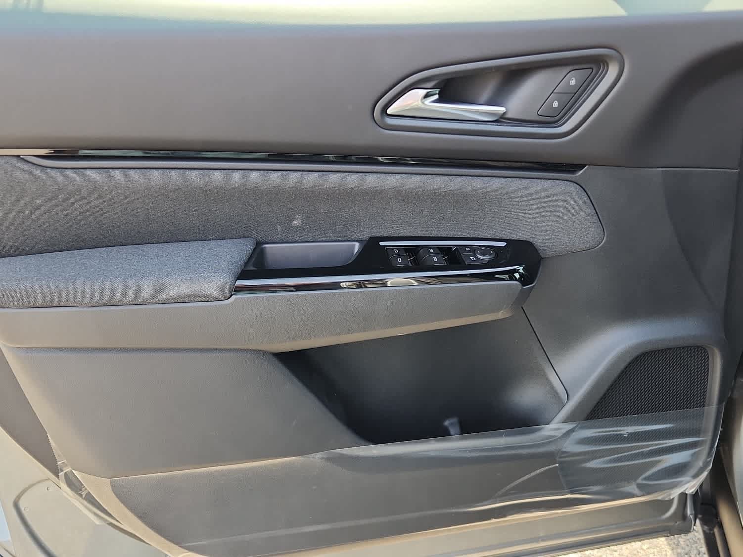 New 2025 Honda Prologue EX image 9
