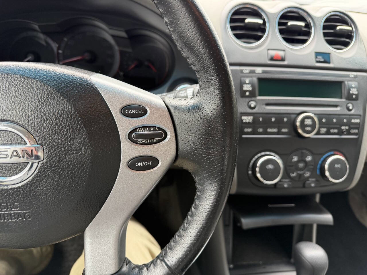 Used 2009 Nissan Altima 2.5 S w/ Convenience Pkg FWD image 30