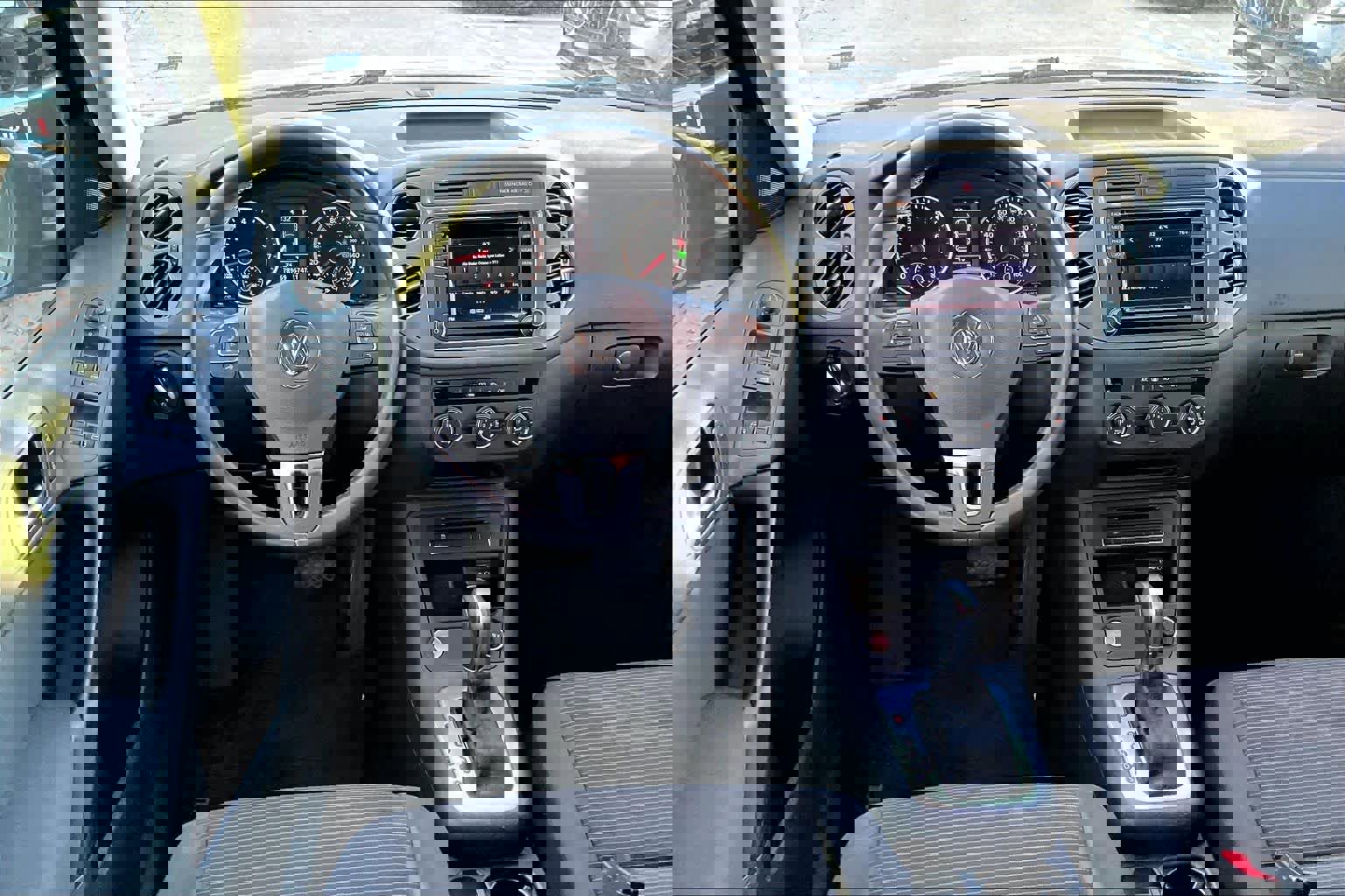 Used 2017 Volkswagen Tiguan Limited image 5