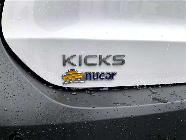Used 2025 Nissan Kicks SR image 8