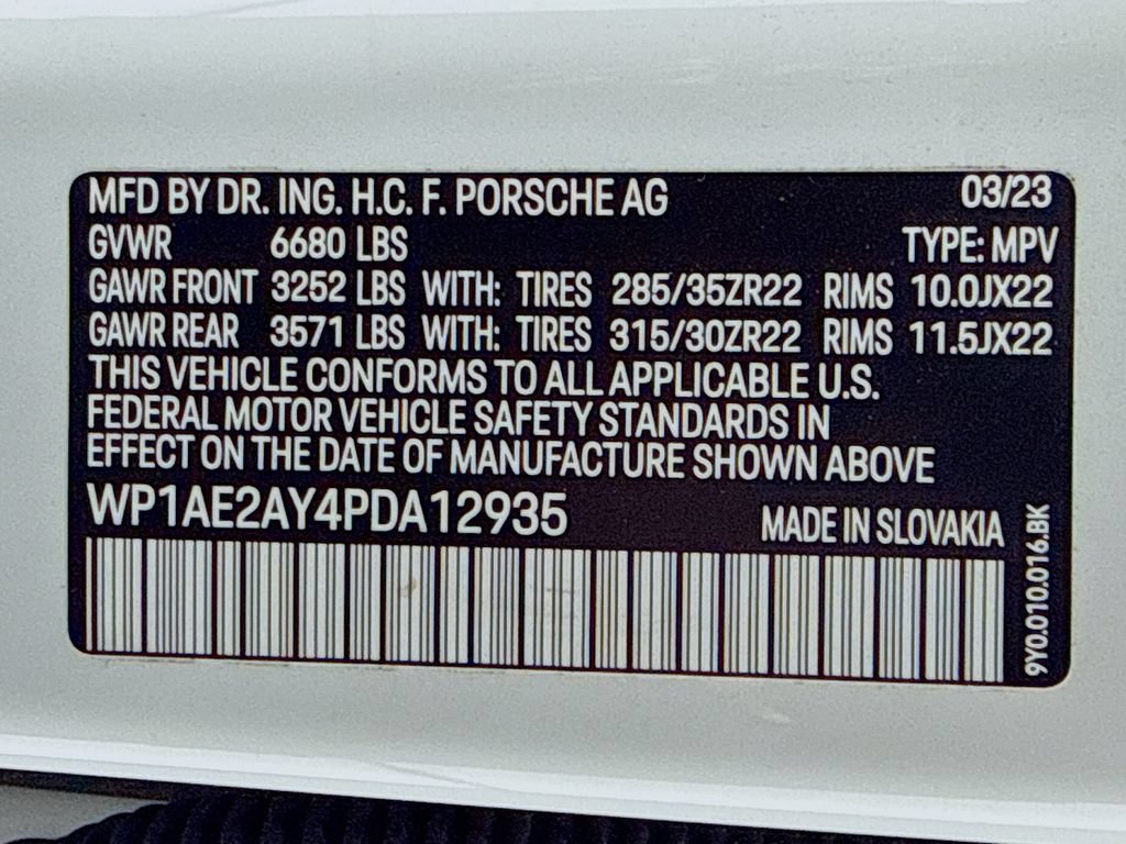 Certified 2023 Porsche Cayenne Platinum Edition AWD/4WD image 12