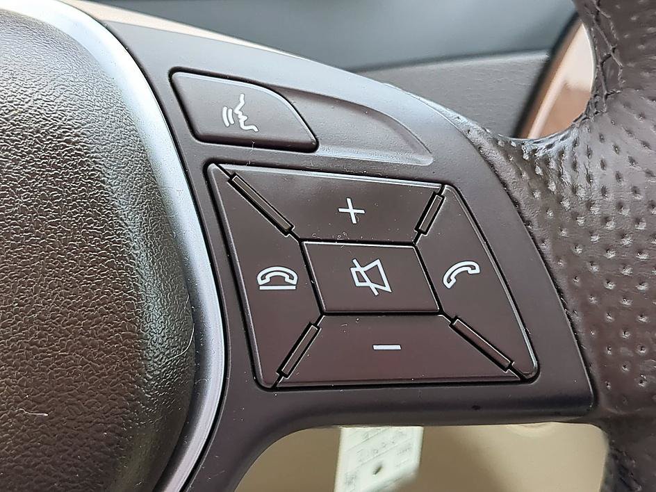 Used 2014 Mercedes-Benz C 250 Sedan image 19
