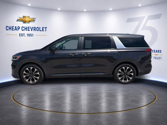 Used 2022 Kia Carnival EX FWD image 2