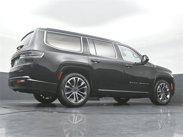 Used 2023 Jeep Grand Wagoneer Series III image 42