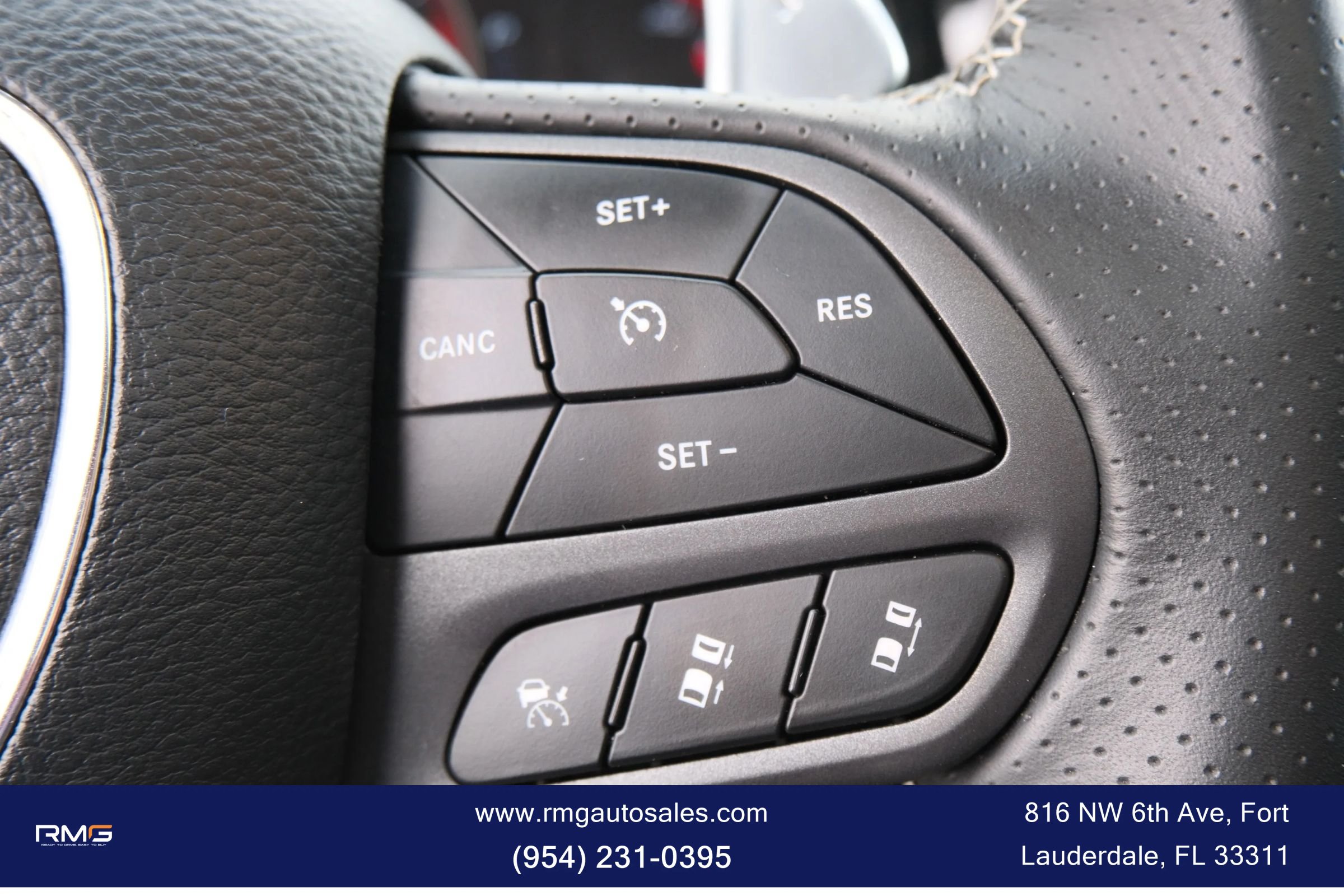 Used 2024 Dodge Durango SRT AWD/4WD image 25