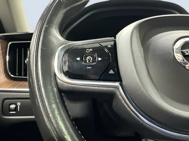 Used 2019 Volvo XC60 T6 Inscription w/ Protection Package Premier AWD/4WD image 17