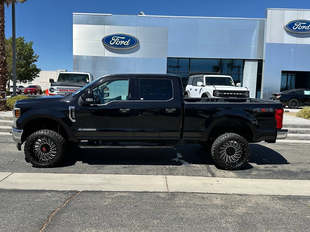 Used 2019 Ford F250 XLT AWD/4WD image 3